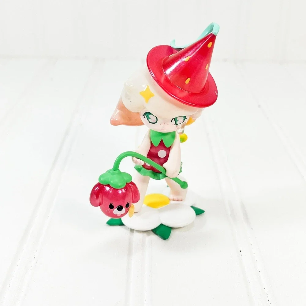 POP MART Azura Spring Fantasy‎ Series Blind Box Strawberry Fairy Figure